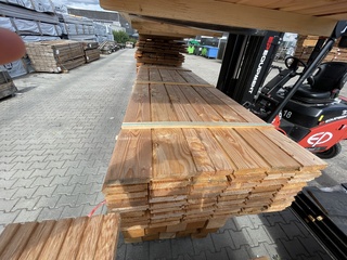 Ca. 108x Douglas zweeds rabat, 26x190mm, lengte 300cm
